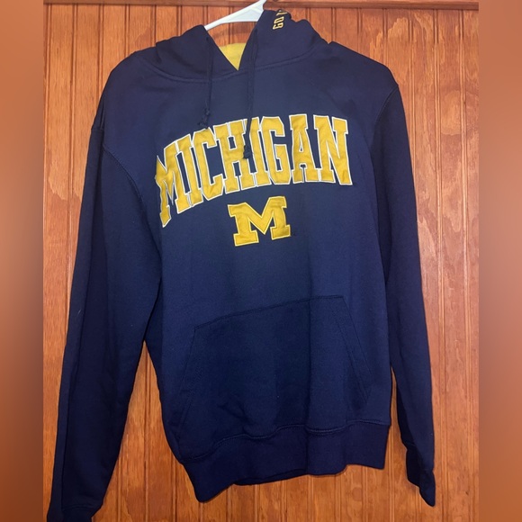Tops - Michigan Hoodie Sweatshirt Size XL